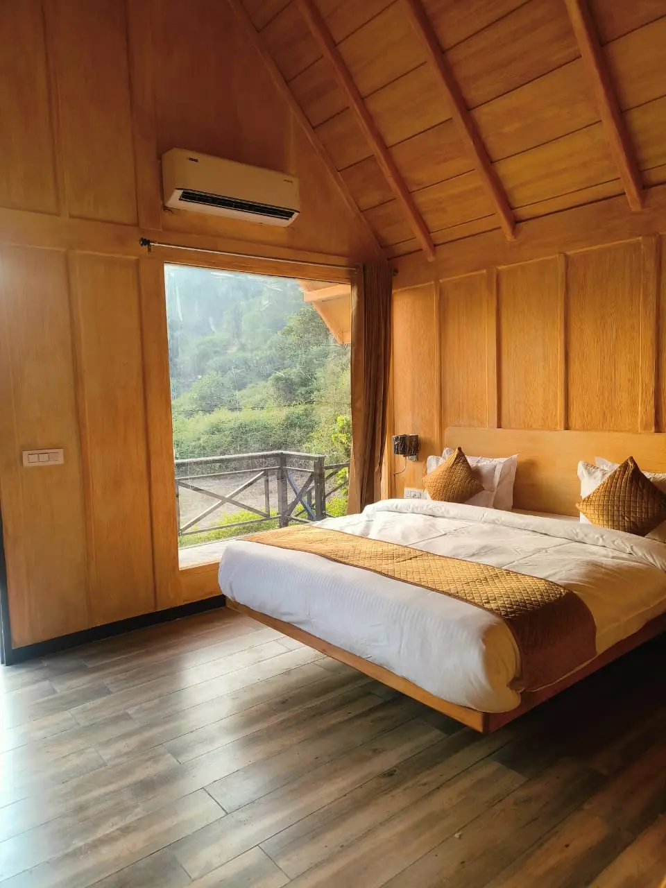 Exclusive Private Suite