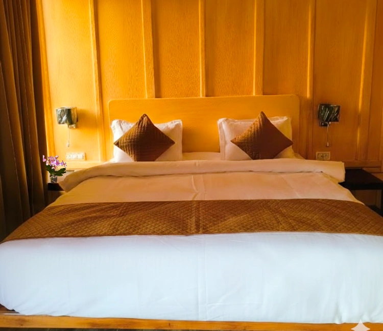 Luxury Riverside Cottage